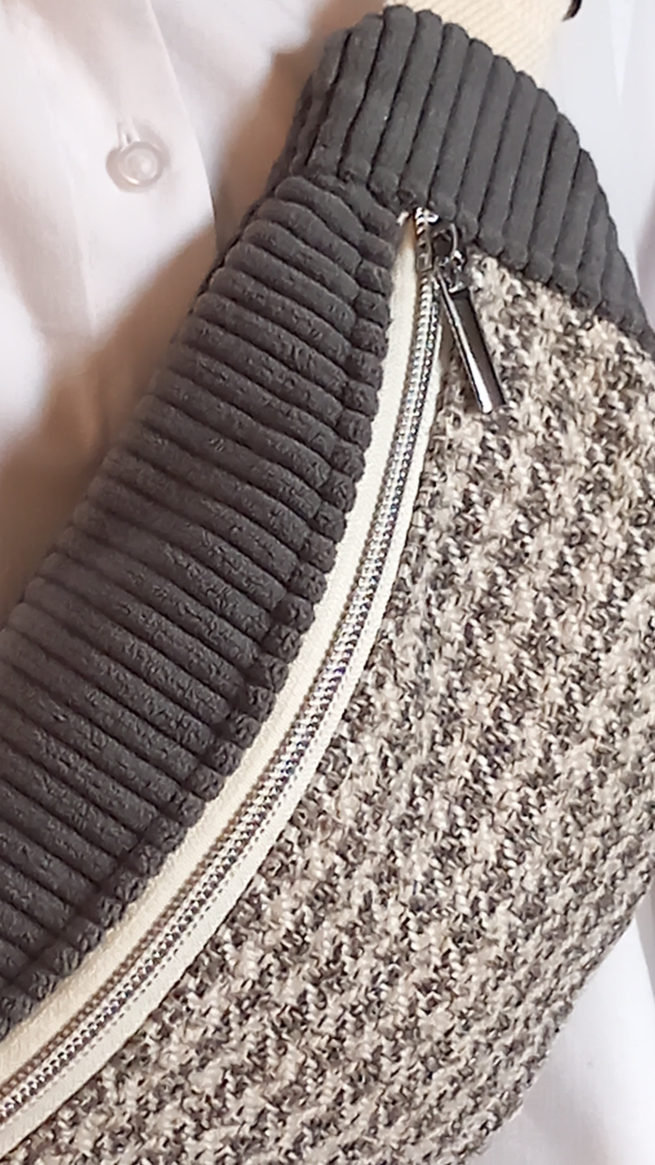 Sac banane artisanal velours et canevas recyclé – Label "fabriqué en Aveyron". (Copie)
