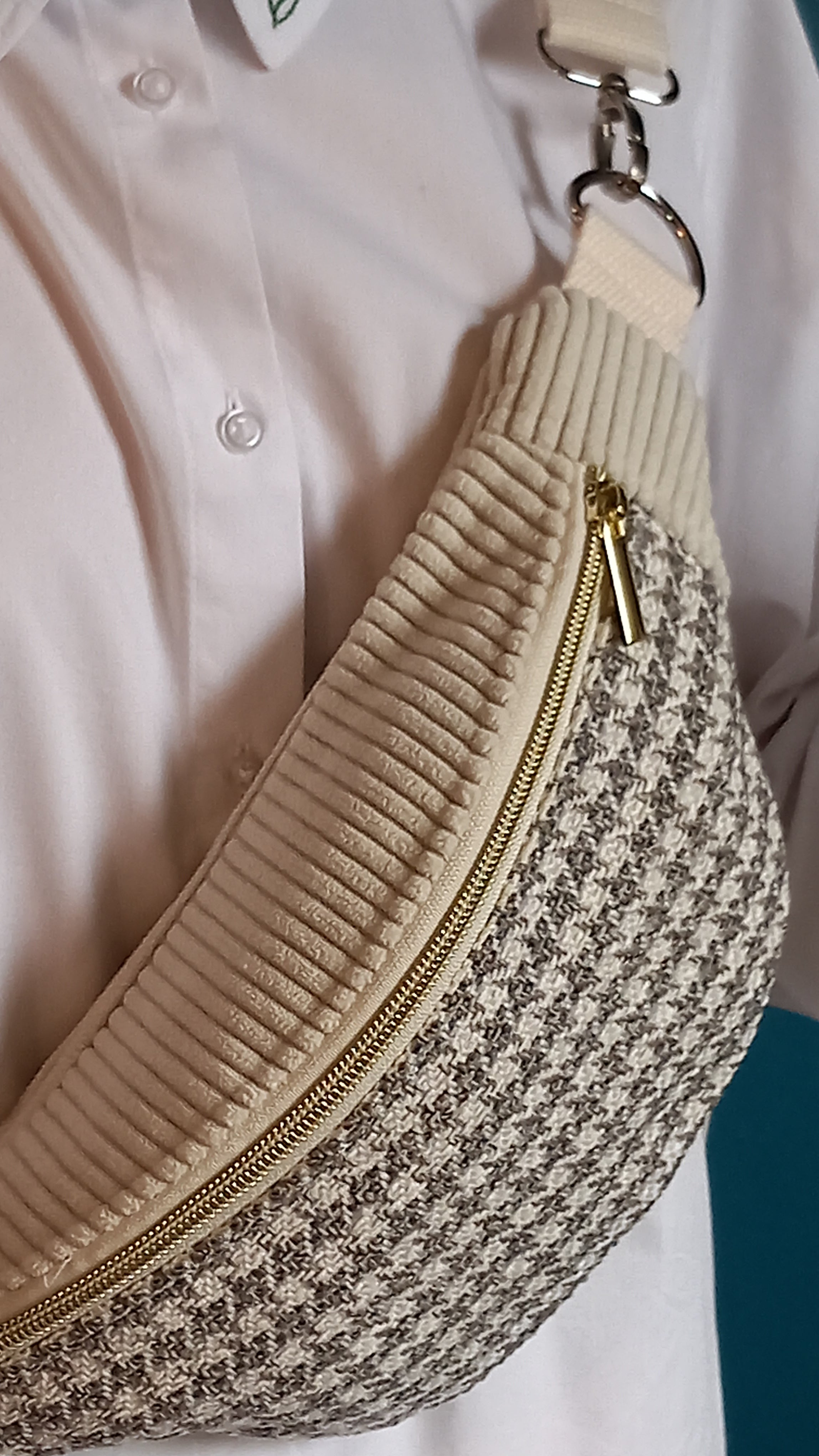 Sac banane artisanal velours et canevas recyclé – Label "fabriqué en Aveyron". (Copie)